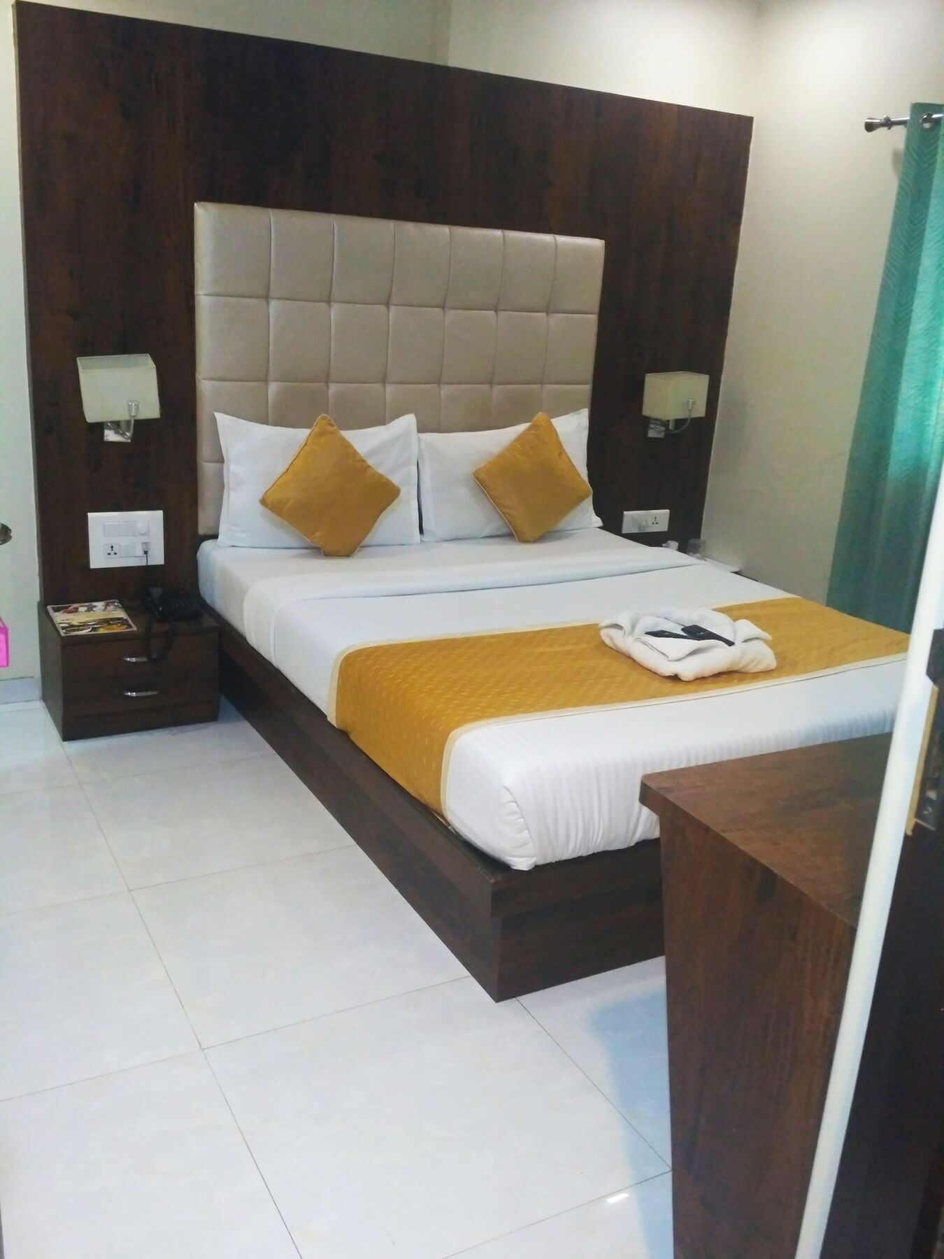 Avenue Mumbai International Airport Hotel ภายนอก รูปภาพ