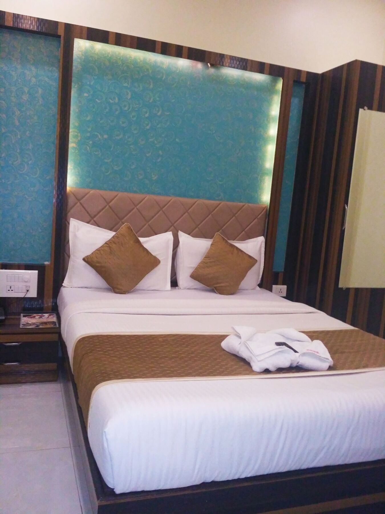 Avenue Mumbai International Airport Hotel ภายนอก รูปภาพ